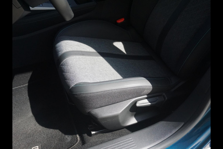 Peugeot 408 1.2 TURBO Allure Pack 130 EAT8