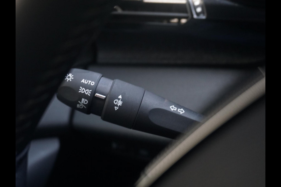 Peugeot 408 1.2 TURBO Allure Pack 130 EAT8