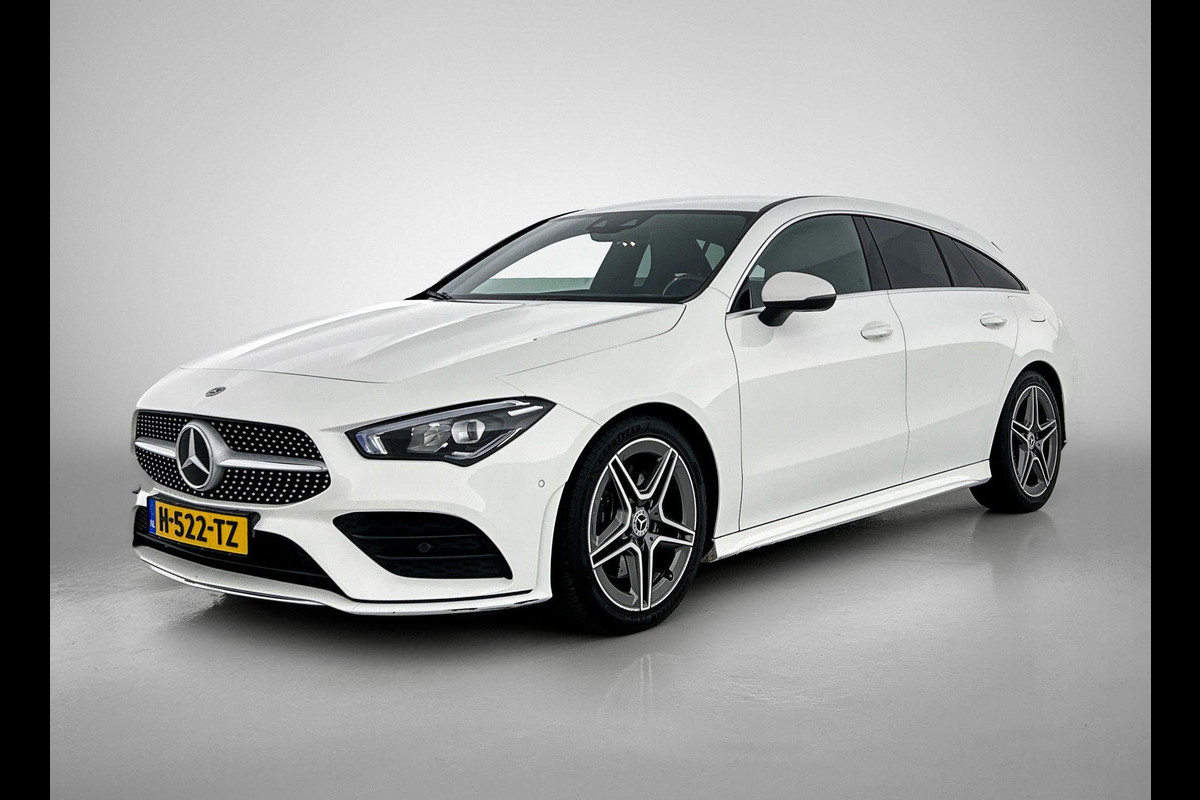Mercedes-Benz CLA-Klasse Shooting Brake 200 AMG (NL-auto, 1e eig, Dealer OnderH, Sfeerverlichting, Navi, StoelV, Etc) Mercedes-Benz CLA-Klasse Shooting Brake 200 AMG (NL-auto, 1e eig, Dealer OnderH, Sfeerverlichting, Navi, StoelV, Etc)