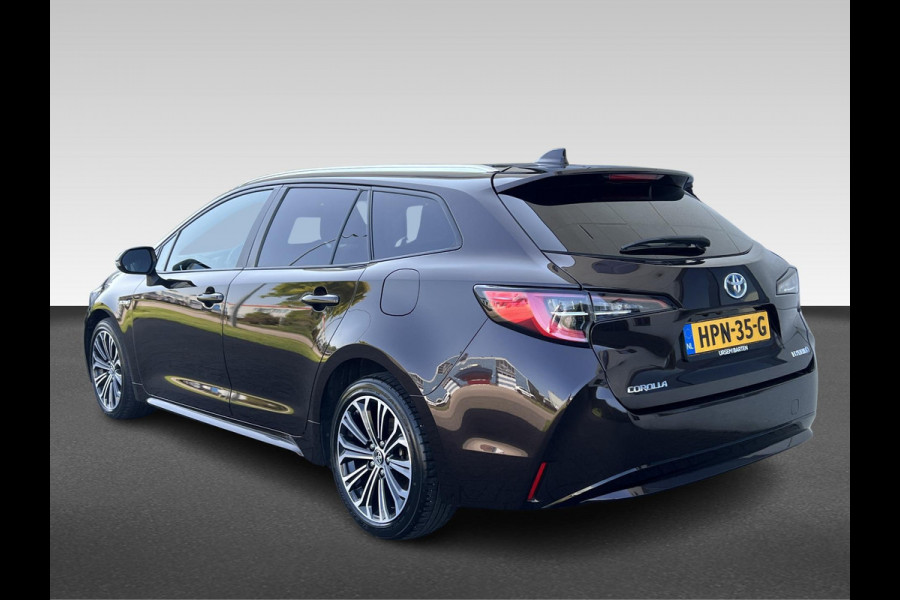 Toyota Corolla Touring Sports 1.8 Hybrid First Edition | navigatie | bi-xenon | head-up display | stoel- stuurverwarming