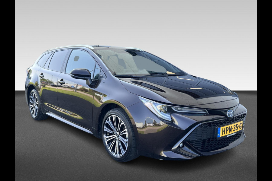 Toyota Corolla Touring Sports 1.8 Hybrid First Edition | navigatie | bi-xenon | head-up display | stoel- stuurverwarming