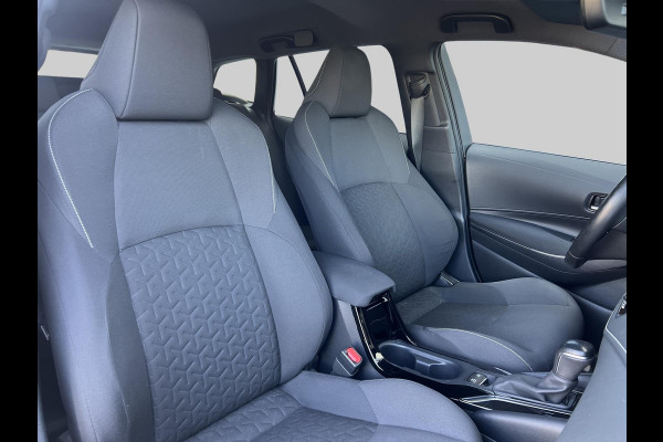 Toyota Corolla Touring Sports 1.8 Hybrid First Edition | navigatie | bi-xenon | head-up display | stoel- stuurverwarming