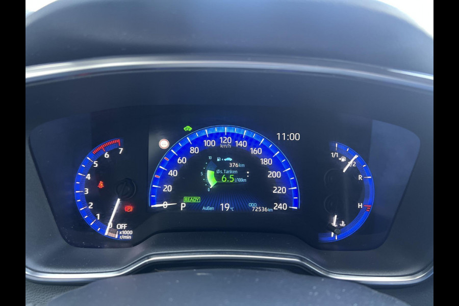 Toyota Corolla Touring Sports 1.8 Hybrid First Edition | navigatie | bi-xenon | head-up display | stoel- stuurverwarming