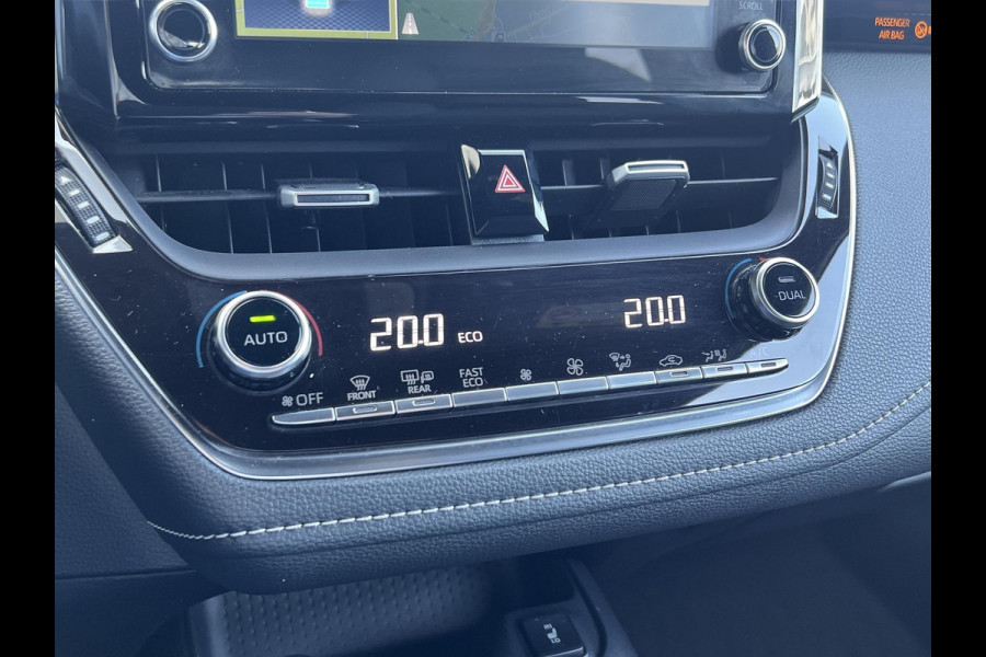 Toyota Corolla Touring Sports 1.8 Hybrid First Edition | navigatie | bi-xenon | head-up display | stoel- stuurverwarming