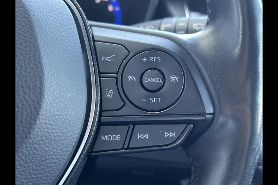 Toyota Corolla Touring Sports 1.8 Hybrid First Edition | navigatie | bi-xenon | head-up display | stoel- stuurverwarming