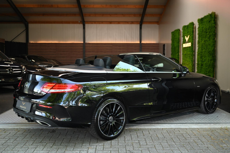 Mercedes-Benz C-Klasse Cabrio 180 Premium Plus AMG Styling - Night Edition - Airscarf - Leer - Camera - Stoelverwarming -