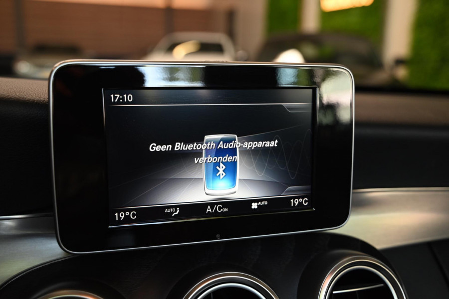 Mercedes-Benz C-Klasse Cabrio 180 Premium Plus AMG Styling - Night Edition - Airscarf - Leer - Camera - Stoelverwarming -