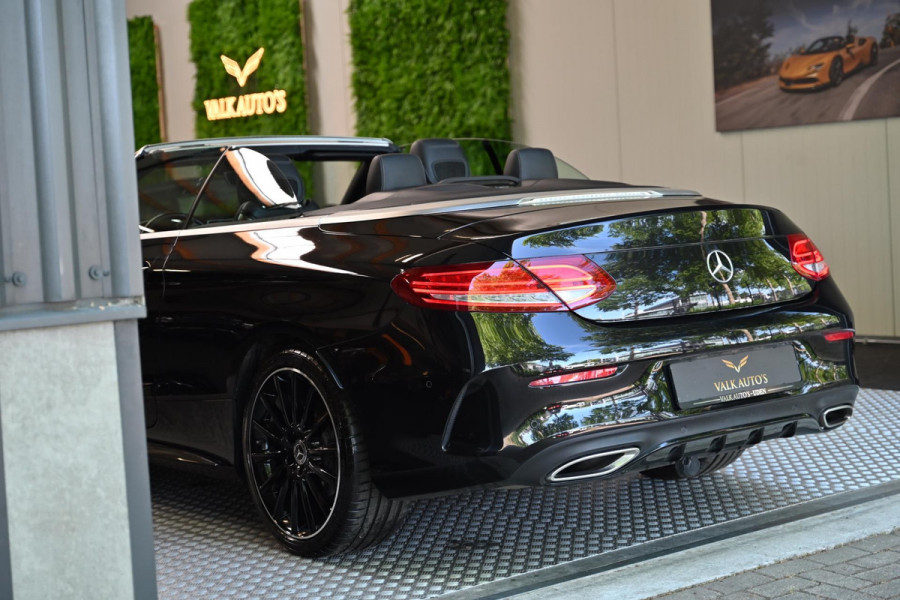 Mercedes-Benz C-Klasse Cabrio 180 Premium Plus AMG Styling - Night Edition - Airscarf - Leer - Camera - Stoelverwarming -