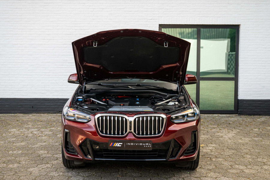BMW X3 xDrive30e M-Sport INDIVIDUAL Carbon Tartufo Pano