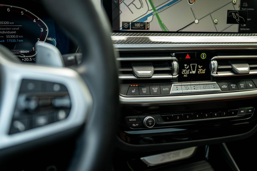 BMW X3 xDrive30e M-Sport INDIVIDUAL Carbon Tartufo Pano