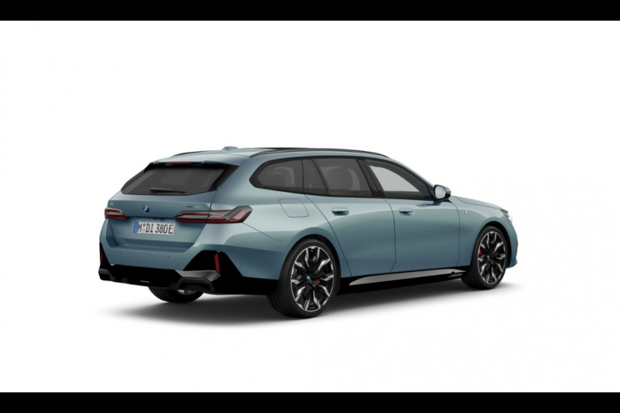BMW i5 Touring eDrive40 M-Sport Pro - Onderstel Prof - Pano - Comfortzetels - Stoelventilatie