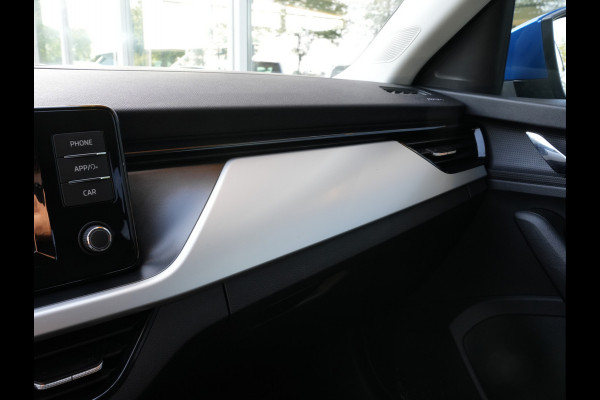 Škoda SCALA 1.0 TSI Active | Keyless Start | 18 Inch | Rijstrookdetectie
