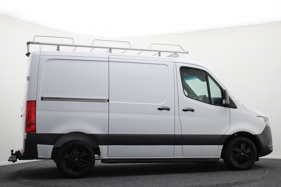 Mercedes-Benz Sprinter 214 2.2 CDI L1H1 3-Zits, Airco, Cruise, Camera, Apple Carplay, DAB, Imperiaal, Trekhaak, 16''