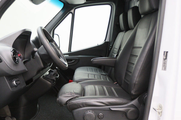 Mercedes-Benz Sprinter 214 2.2 CDI L1H1 3-Zits, Airco, Cruise, Camera, Apple Carplay, DAB, Imperiaal, Trekhaak, 16''