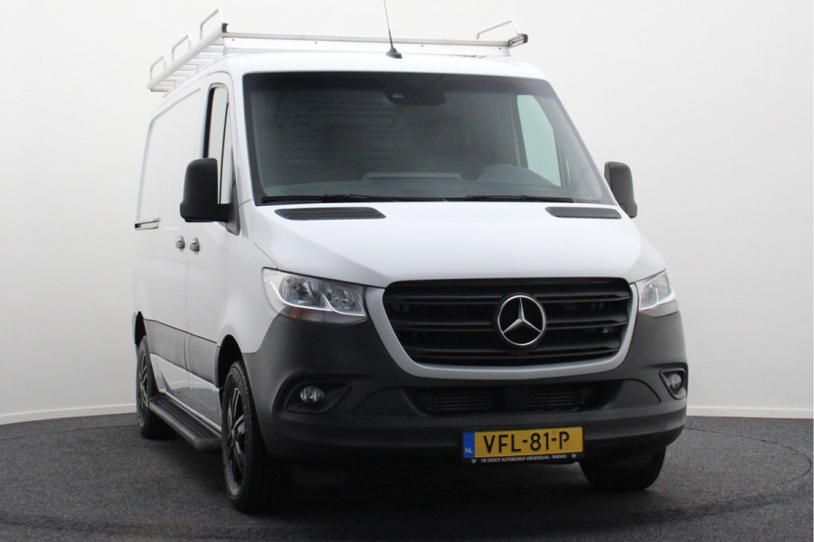 Mercedes-Benz Sprinter 214 2.2 CDI L1H1 3-Zits, Airco, Cruise, Camera, Apple Carplay, DAB, Imperiaal, Trekhaak, 16''