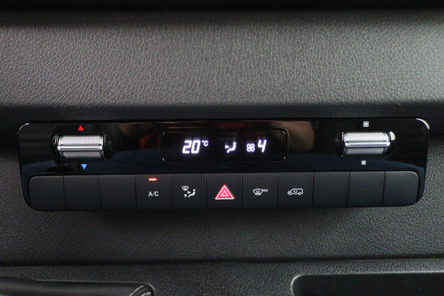 Mercedes-Benz Sprinter 214 2.2 CDI L1H1 3-Zits, Airco, Cruise, Camera, Apple Carplay, DAB, Imperiaal, Trekhaak, 16''