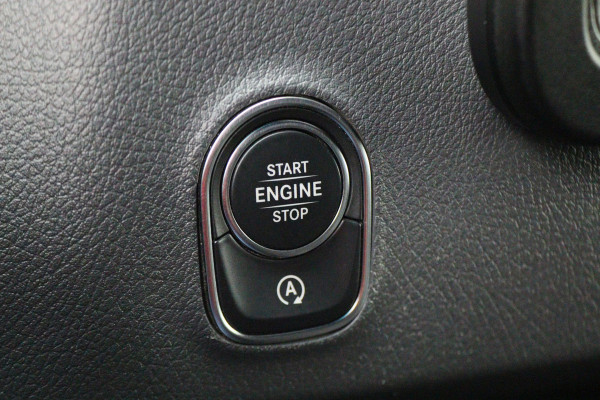 Mercedes-Benz Sprinter 214 2.2 CDI L1H1 3-Zits, Airco, Cruise, Camera, Apple Carplay, DAB, Imperiaal, Trekhaak, 16''