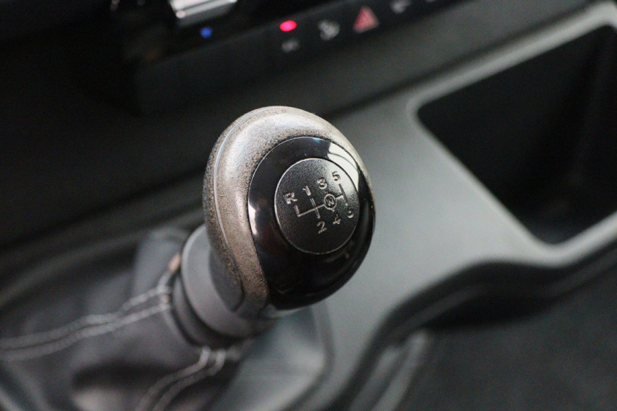 Mercedes-Benz Sprinter 214 2.2 CDI L1H1 3-Zits, Airco, Cruise, Camera, Apple Carplay, DAB, Imperiaal, Trekhaak, 16''