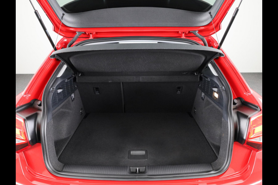 Audi Q2 30 TFSI Pro Line 110 pk | Navigatie via App | Parkeersensoren | Achteruitrijcamera | LED koplampen | Stoelverwarming |