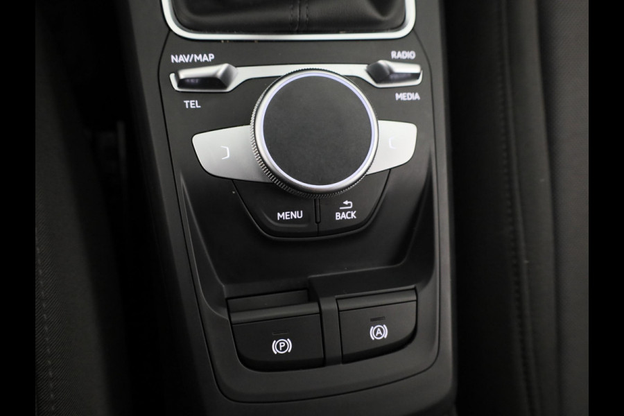 Audi Q2 30 TFSI Pro Line 110 pk | Navigatie via App | Parkeersensoren | Achteruitrijcamera | LED koplampen | Stoelverwarming |