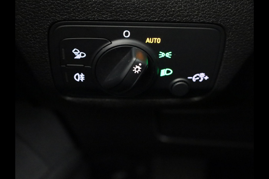 Audi Q2 30 TFSI Pro Line 110 pk | Navigatie via App | Parkeersensoren | Achteruitrijcamera | LED koplampen | Stoelverwarming |