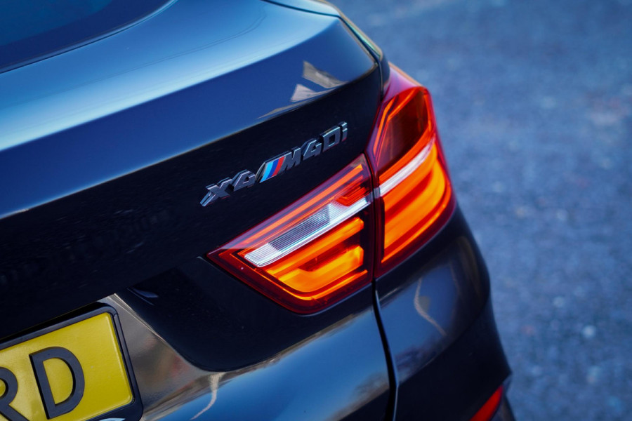 BMW X4 M40i High Executive / Schuifdak / Carplay / Trekhaak / ACC