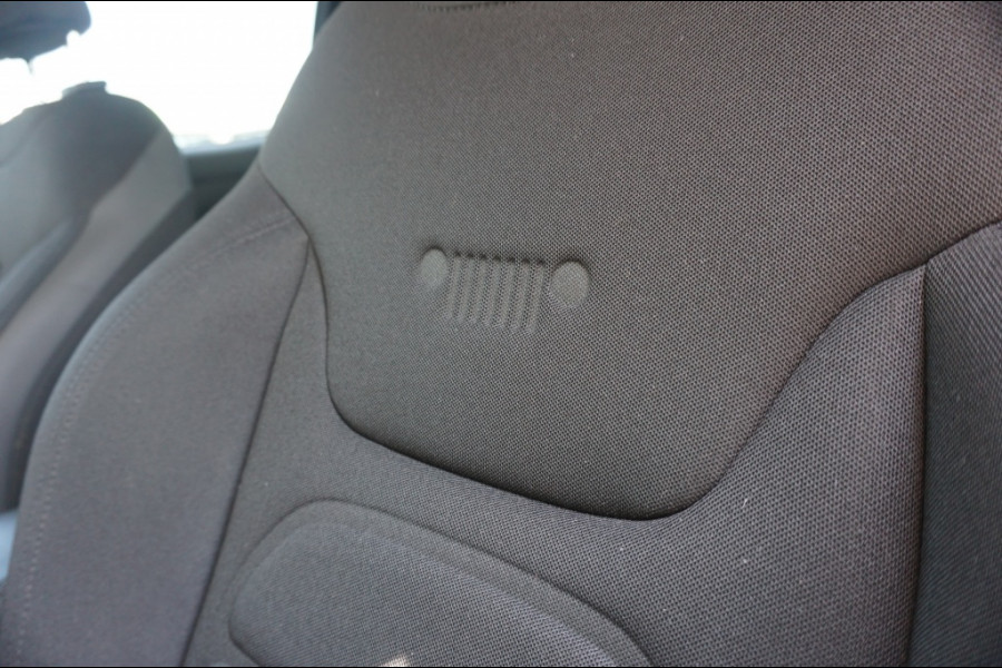 Jeep Renegade 110PK E-Torq Night EAGLE 2 NAVI | AIRCO | CRUISE | PARK.SENS!