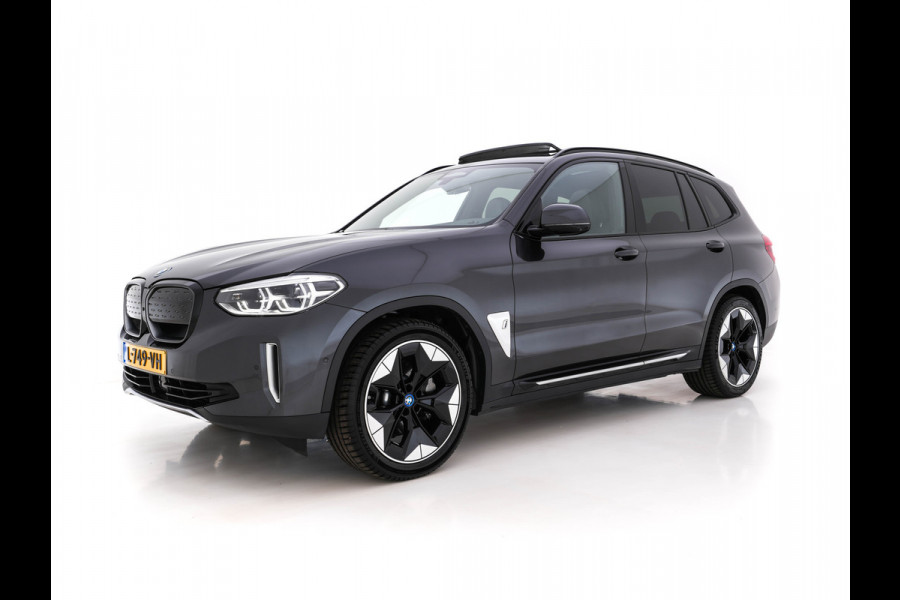 BMW iX3 High Executive 80 kWh [ 3-Fase ] (INCL-BTW) *PANO | LUXURY-LEATHER | FULL-LED | DAB | CARPLAY | ADAPTIVE-CRUISE | DIGI-COCKPIT | BLINDSPOT | HARMAN/KARDON-SOUNDSYTEM | HEAD-UP | KEYLESS | TOP-VIEW | SPORT-SEATS | TOWBAR  | .