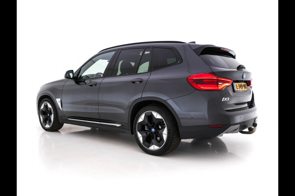 BMW iX3 High Executive 80 kWh [ 3-Fase ] (INCL-BTW) *PANO | LUXURY-LEATHER | FULL-LED | DAB | CARPLAY | ADAPTIVE-CRUISE | DIGI-COCKPIT | BLINDSPOT | HARMAN/KARDON-SOUNDSYTEM | HEAD-UP | KEYLESS | TOP-VIEW | SPORT-SEATS | TOWBAR  | .