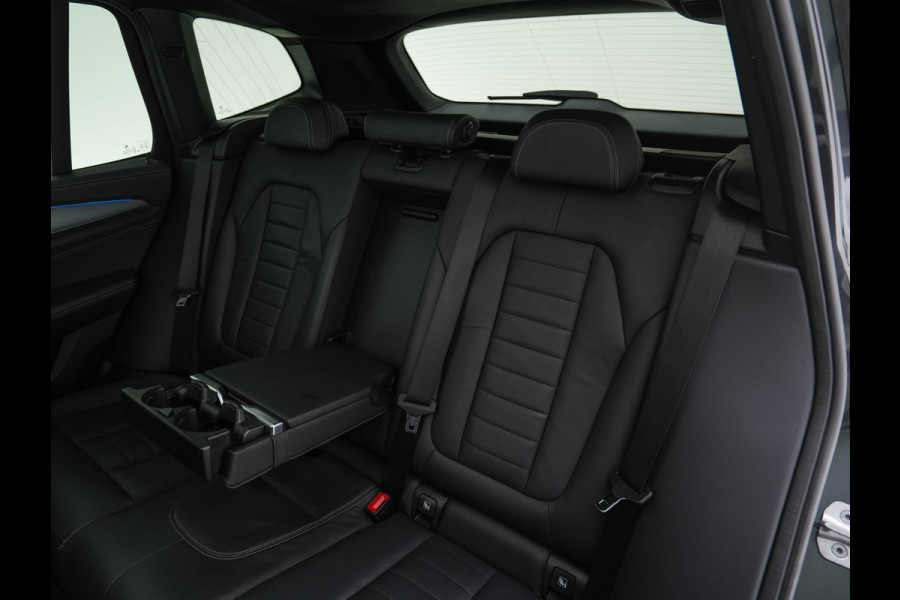 BMW iX3 High Executive 80 kWh [ 3-Fase ] (INCL-BTW) *PANO | LUXURY-LEATHER | FULL-LED | DAB | CARPLAY | ADAPTIVE-CRUISE | DIGI-COCKPIT | BLINDSPOT | HARMAN/KARDON-SOUNDSYTEM | HEAD-UP | KEYLESS | TOP-VIEW | SPORT-SEATS | TOWBAR  | .