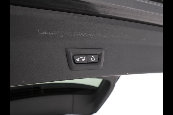 BMW iX3 High Executive 80 kWh [ 3-Fase ] (INCL-BTW) *PANO | LUXURY-LEATHER | FULL-LED | DAB | CARPLAY | ADAPTIVE-CRUISE | DIGI-COCKPIT | BLINDSPOT | HARMAN/KARDON-SOUNDSYTEM | HEAD-UP | KEYLESS | TOP-VIEW | SPORT-SEATS | TOWBAR  | .