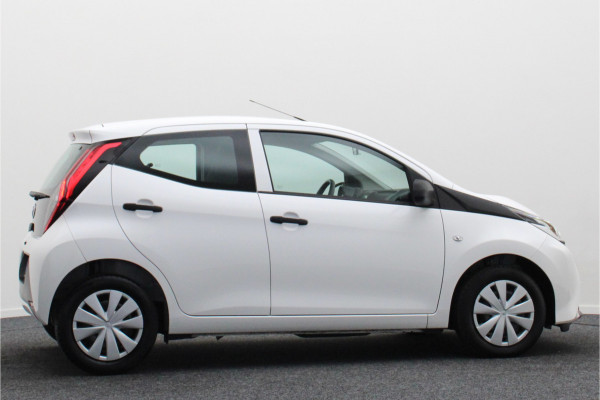 Toyota Aygo 1.0 VVT-i x-fun 5-Deurs, Airco, Cruise, Bluetooth, Elektrische Ramen, DAB, Xenon