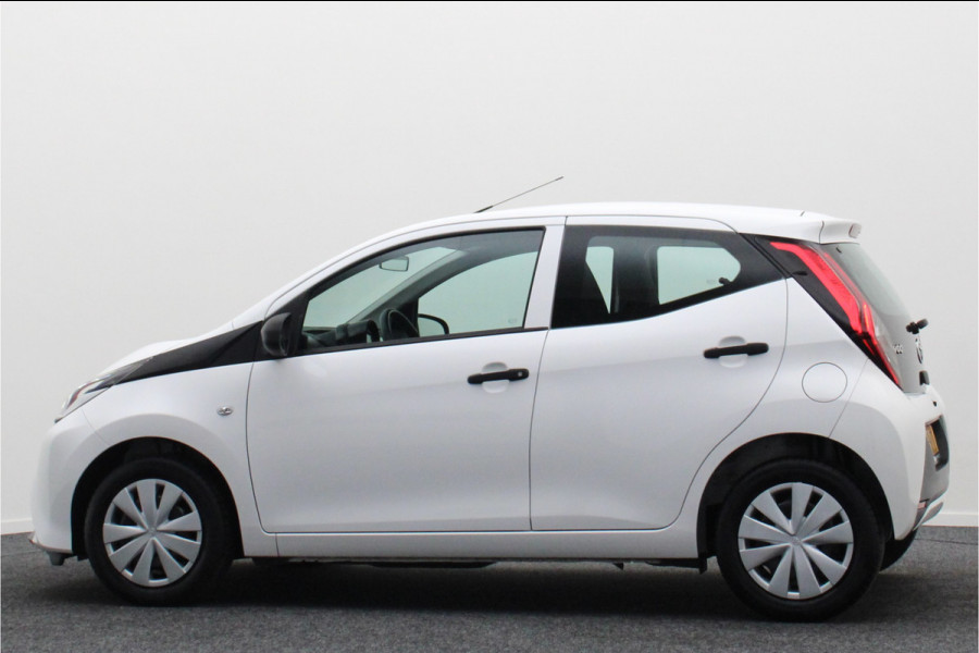 Toyota Aygo 1.0 VVT-i x-fun 5-Deurs, Airco, Cruise, Bluetooth, Elektrische Ramen, DAB, Xenon