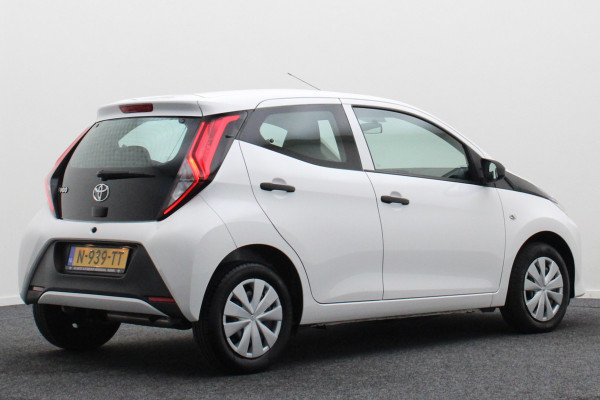 Toyota Aygo 1.0 VVT-i x-fun 5-Deurs, Airco, Cruise, Bluetooth, Elektrische Ramen, DAB, Xenon