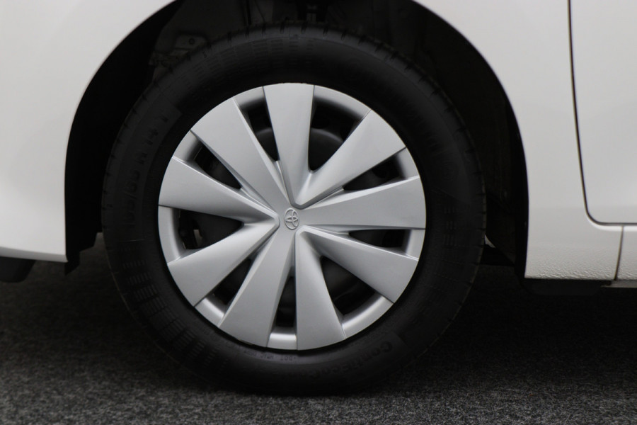 Toyota Aygo 1.0 VVT-i x-fun 5-Deurs, Airco, Cruise, Bluetooth, Elektrische Ramen, DAB, Xenon