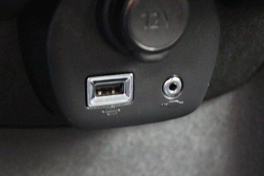 Toyota Aygo 1.0 VVT-i x-fun 5-Deurs, Airco, Cruise, Bluetooth, Elektrische Ramen, DAB, Xenon