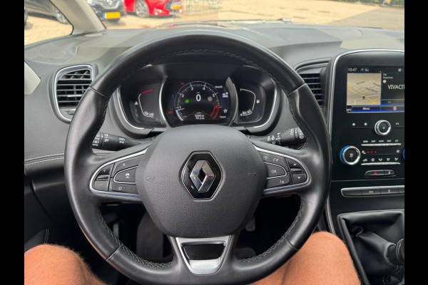 Renault Grand Scénic TCe 140 Intens 7p. Trekhaak wegkl. / Head up / LM 20'' / P-sensoren V&A