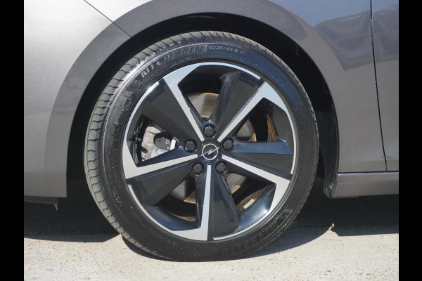 Opel Astra 1.2 Turbo Hybrid GS