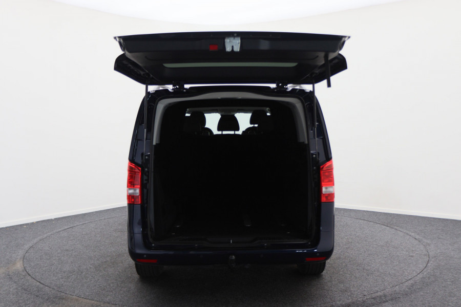 Mercedes-Benz Vito 114 CDI Lang DC Comfort Automaat Leer, Navigatie, Camera, 19" LMV, Cruise, PDC, Trekhaak