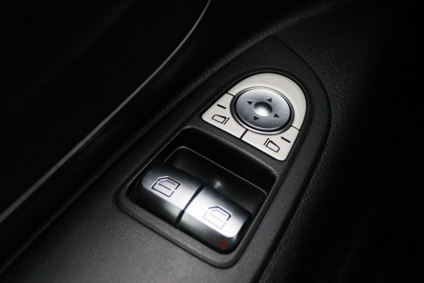 Mercedes-Benz Vito 114 CDI Lang DC Comfort Automaat Leer, Navigatie, Camera, 19" LMV, Cruise, PDC, Trekhaak