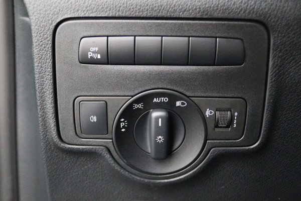 Mercedes-Benz Vito 114 CDI Lang DC Comfort Automaat Leer, Navigatie, Camera, 19" LMV, Cruise, PDC, Trekhaak
