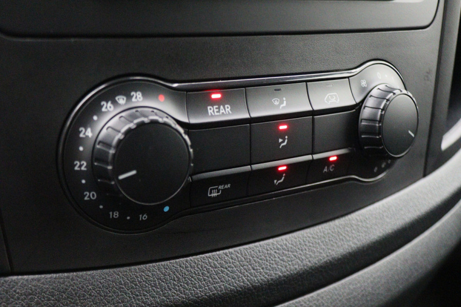 Mercedes-Benz Vito 114 CDI Lang DC Comfort Automaat Leer, Navigatie, Camera, 19" LMV, Cruise, PDC, Trekhaak
