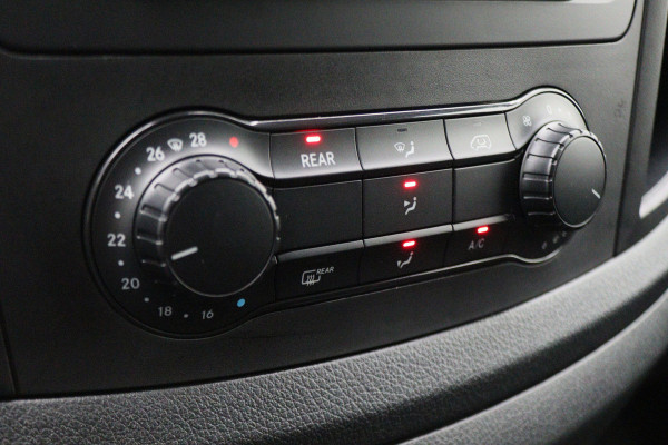 Mercedes-Benz Vito 114 CDI Lang DC Comfort Automaat Leer, Navigatie, Camera, 19" LMV, Cruise, PDC, Trekhaak