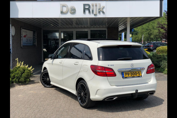 Mercedes-Benz B-Klasse 180 AMG Styling/Night Pakket | Schuifdak, Alcantara, 18'' LMV, Navi, Camera, Cruise, Sfeerverlichting | NAP