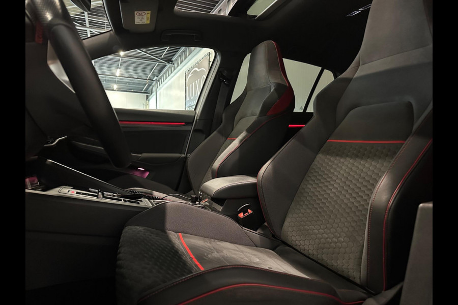 Volkswagen Golf 2.0 TSI GTI CLUBSPORT | PANO | LEDER/ALCANTARA | CAMERA