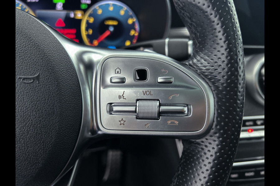 Mercedes-Benz C-Klasse 200 Business Solution AMG | Achteruitrijcamera | AMG-styling | Smartphone-integratiepakket | Navigatiesysteem full map | 24 Maanden Mercedes-Benz Certified garantie.