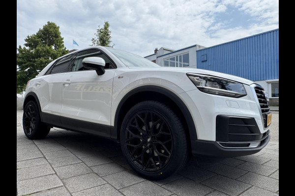 Audi Q2 30 TFSi Design - Navigatie I Airco I PDC I 19 inch Sport velgen I Dealer onderhouden