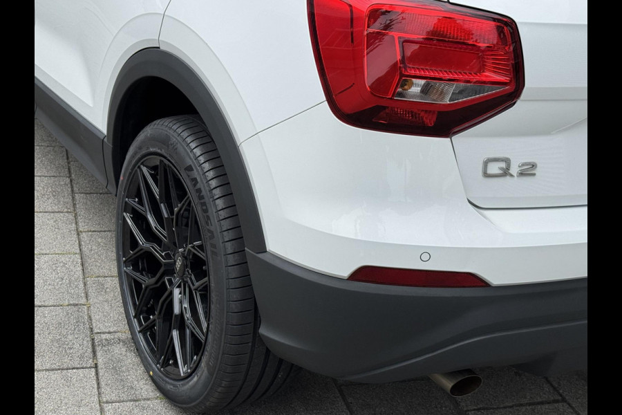 Audi Q2 30 TFSi Design - Navigatie I Airco I PDC I 19 inch Sport velgen I Dealer onderhouden