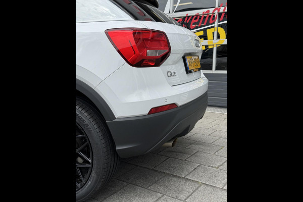 Audi Q2 30 TFSi Design - Navigatie I Airco I PDC I 19 inch Sport velgen I Dealer onderhouden