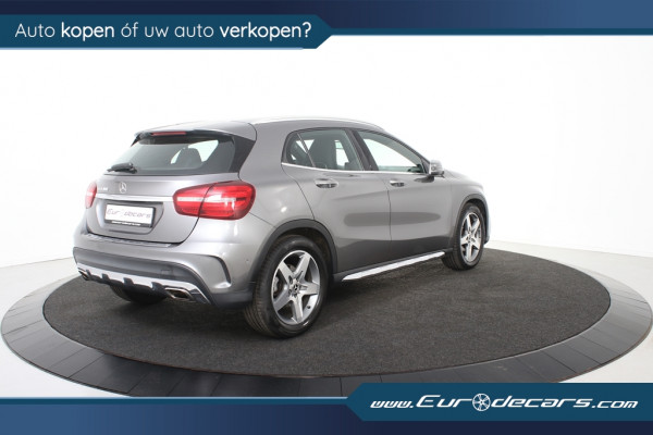 Mercedes-Benz GLA 180 AMG Line *Navigatie*Camera*2x AMG*